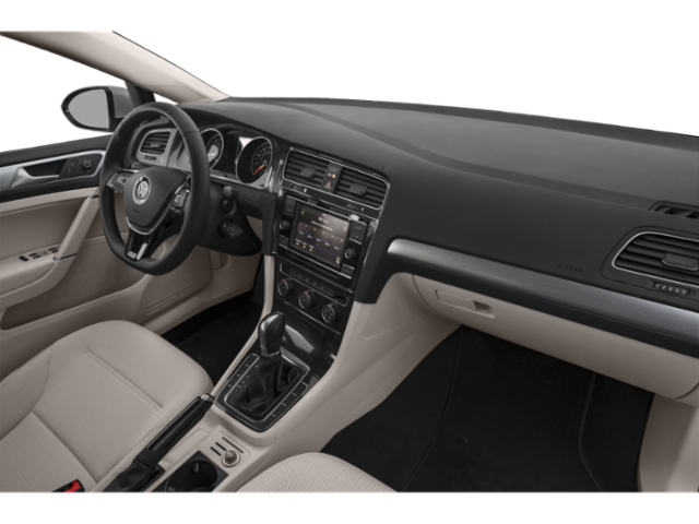 2018 Volkswagen Golf TSI S 4-Door