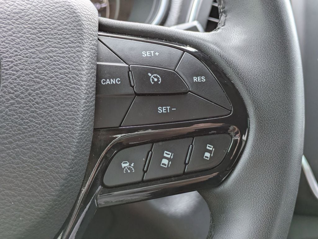 2023 Jeep Cherokee Altitude