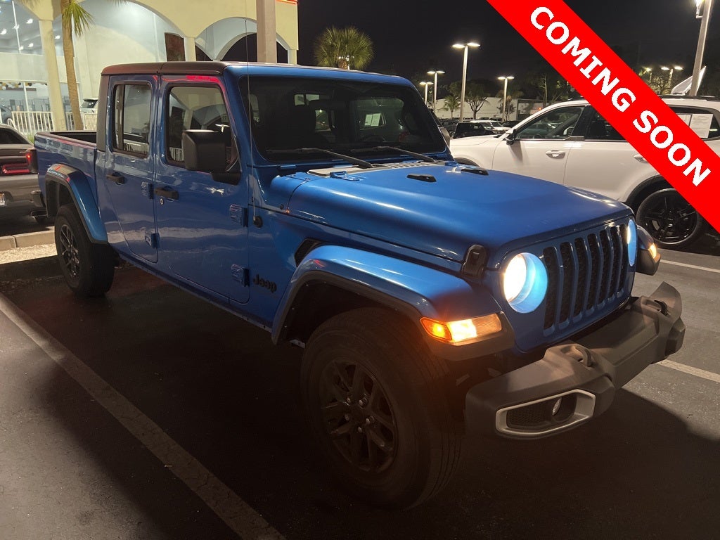 2021 Jeep Gladiator Sport photo 3
