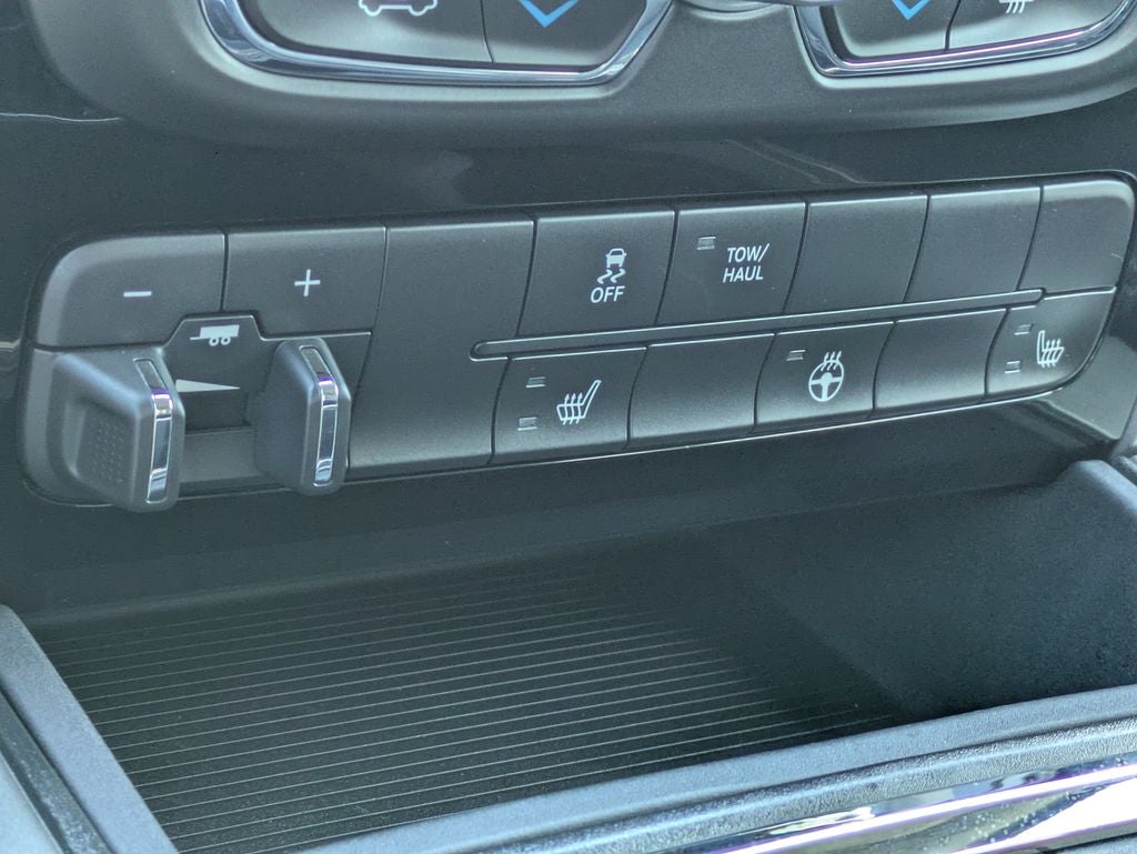 2017 RAM 1500 Night