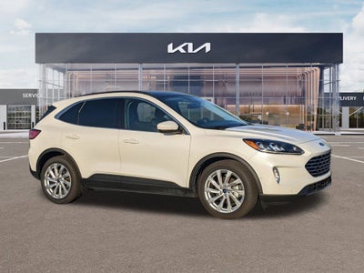 2021 Ford Escape Hybrid Titanium