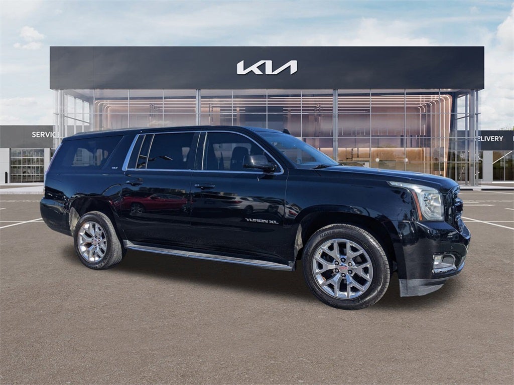 2017 GMC Yukon XL SLT