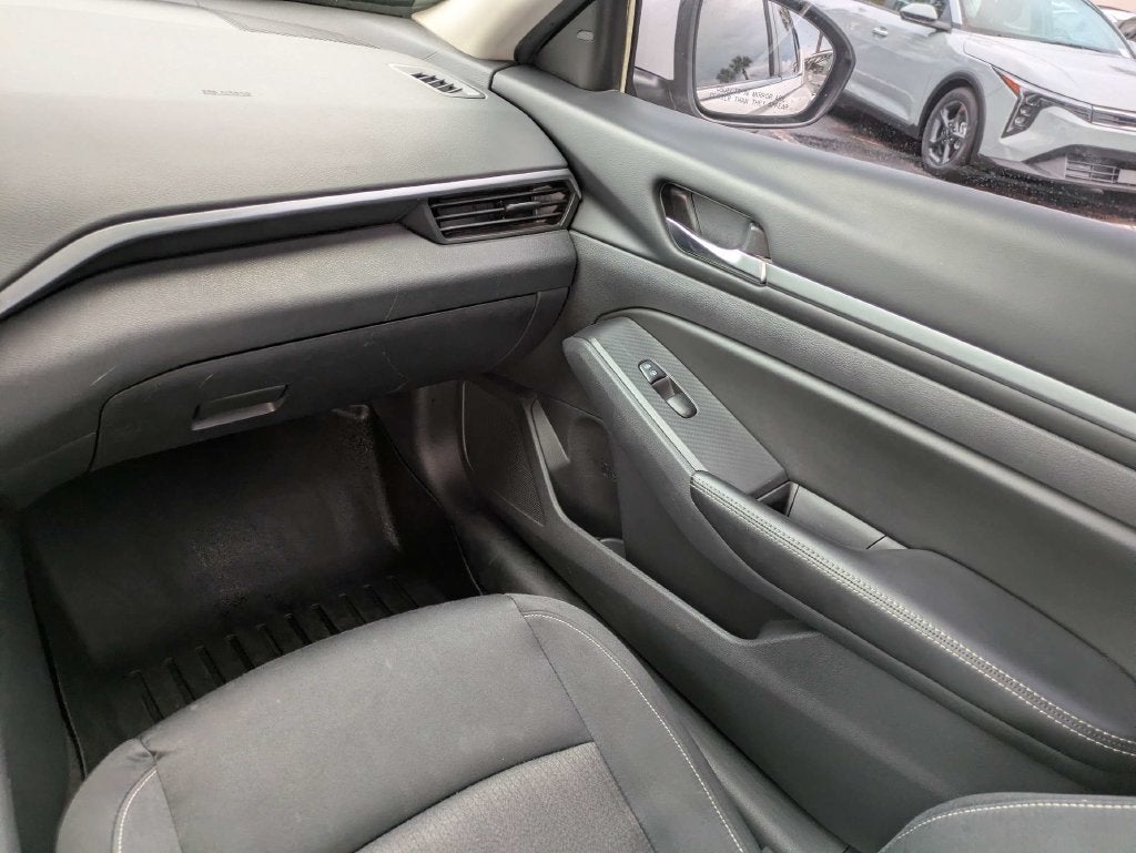 2022 Nissan Altima 2.5 SV