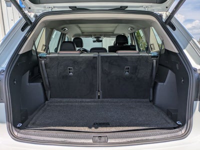 2024 Volkswagen Atlas 2.0T Peak Edition SEL