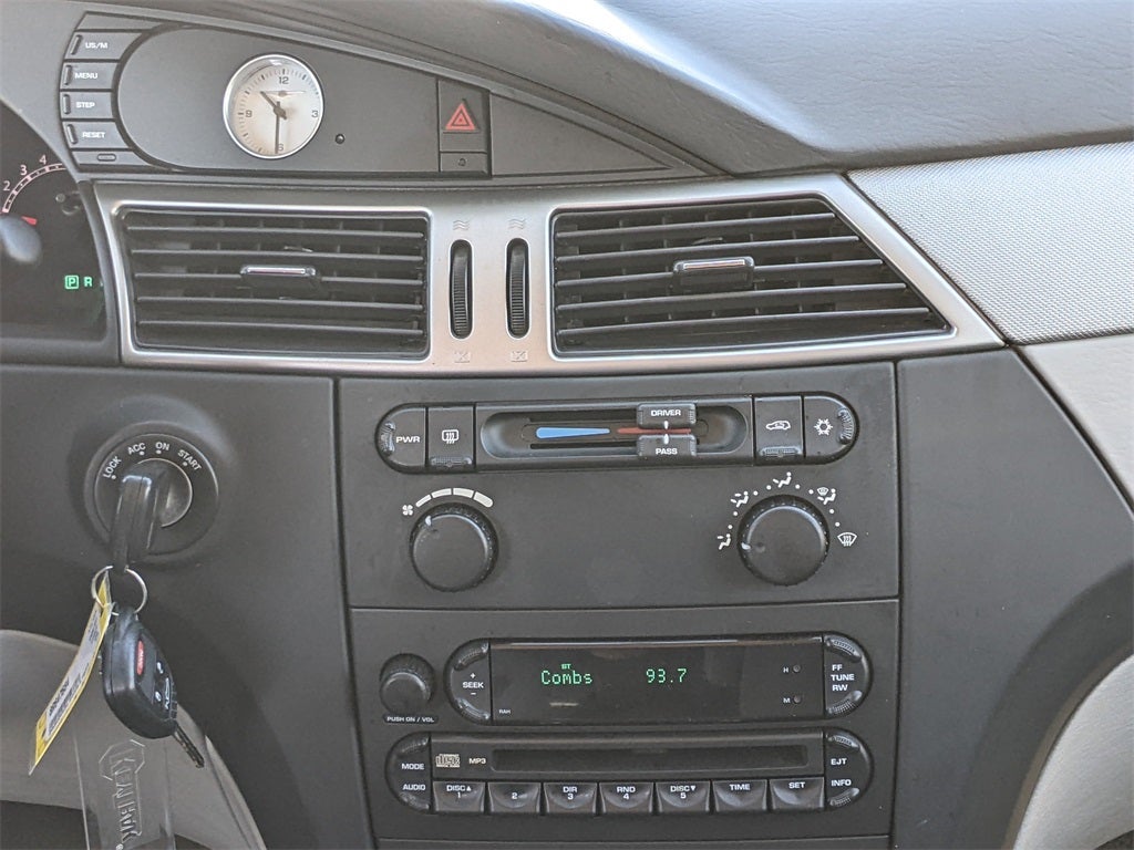 2008 Chrysler Pacifica LX