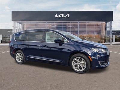 2018 Chrysler Pacifica Touring L Plus