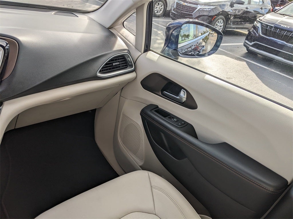2018 Chrysler Pacifica Touring L Plus