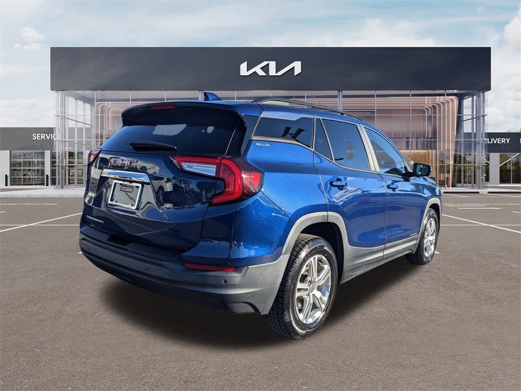 2022 GMC Terrain SLE