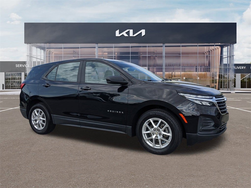 2023 Chevrolet Equinox LS