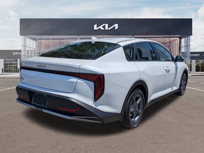 2025 Kia K4 LXS