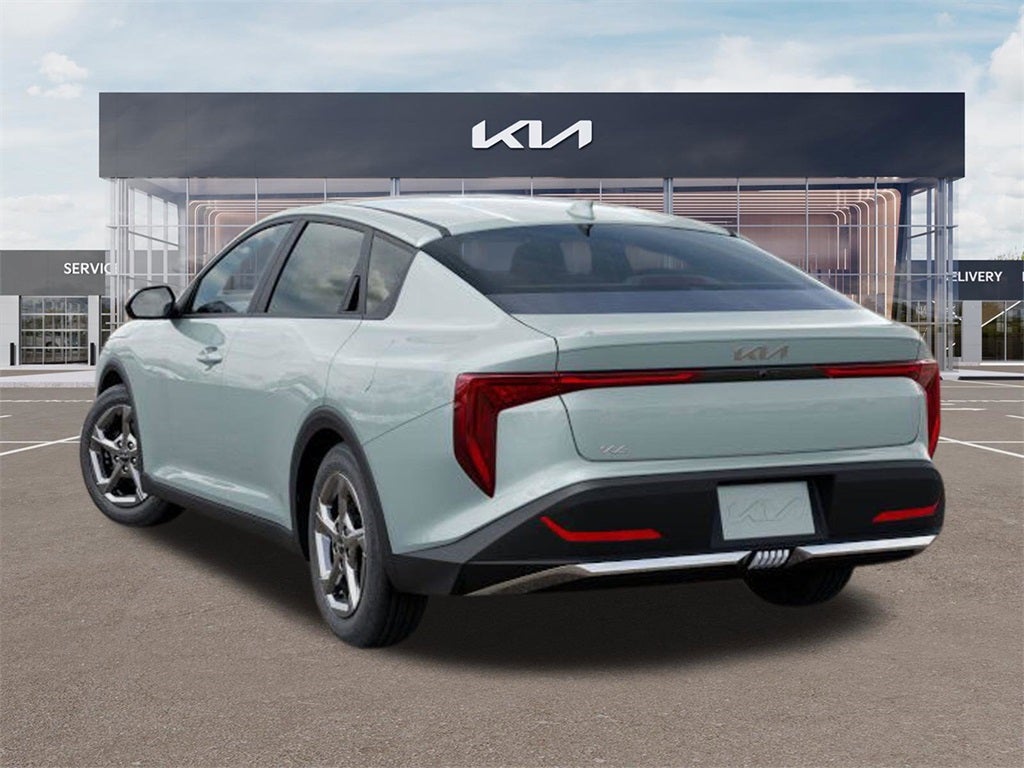 2026 Kia K4 LXS