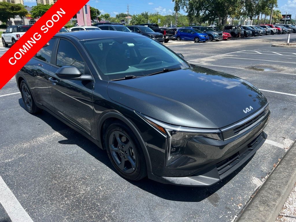 2025 Kia K4 LXS