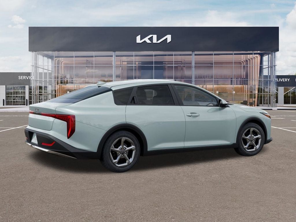 2026 Kia K4 LX