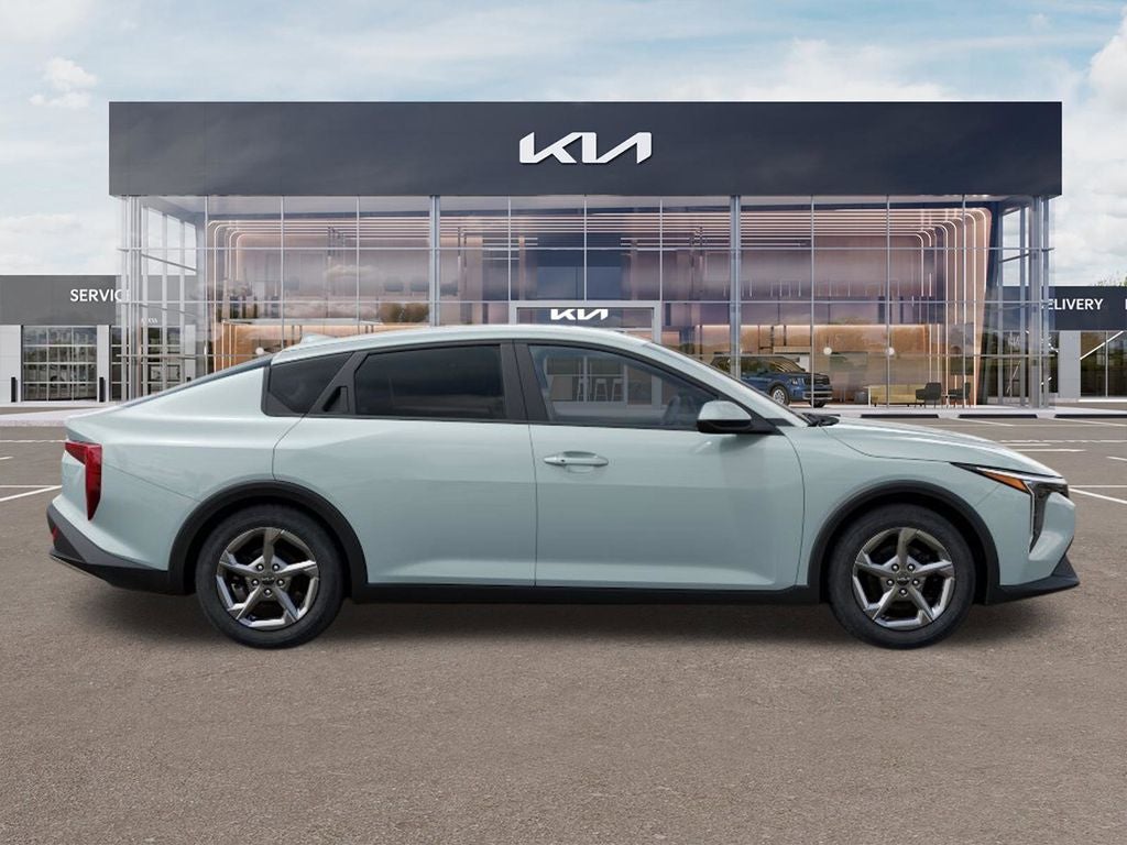 2026 Kia K4 LX