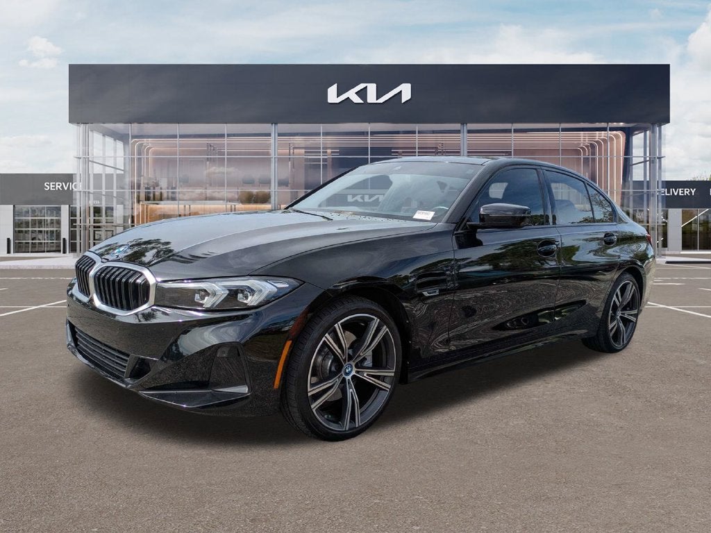 2023 BMW 3 Series 330e xDrive