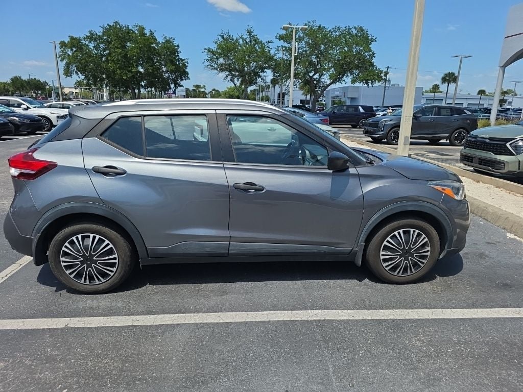 2018 Nissan Kicks S
