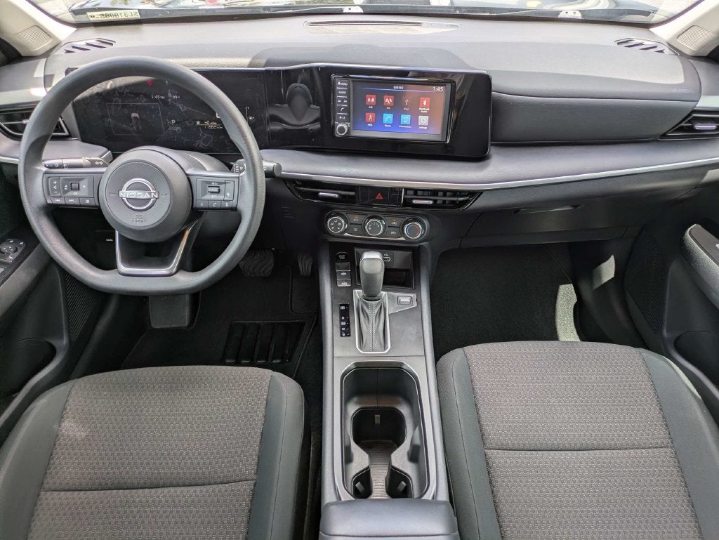 2025 Nissan Kicks S