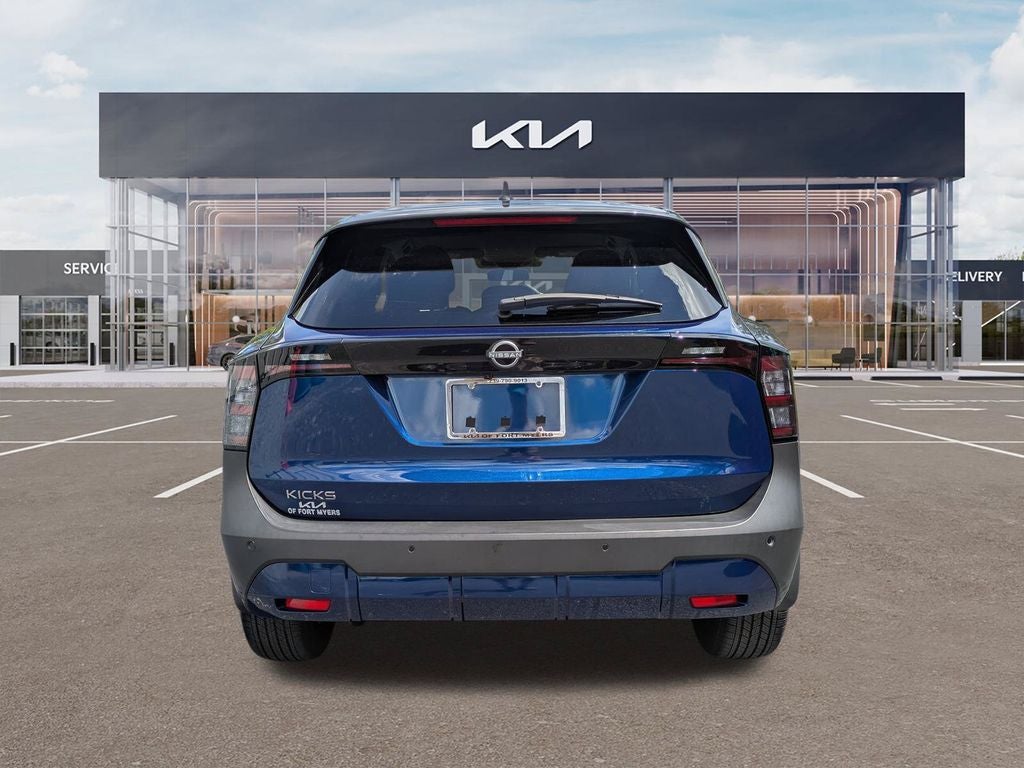 2025 Nissan Kicks SV