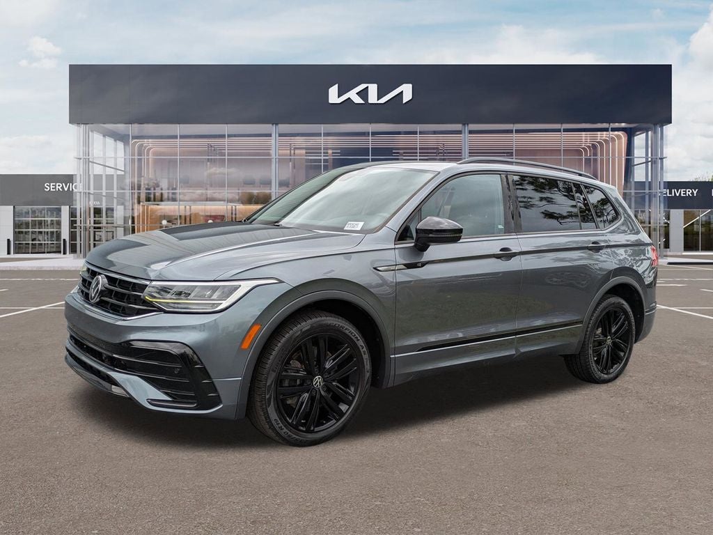 2022 Volkswagen Tiguan 2.0T SE R-Line Black