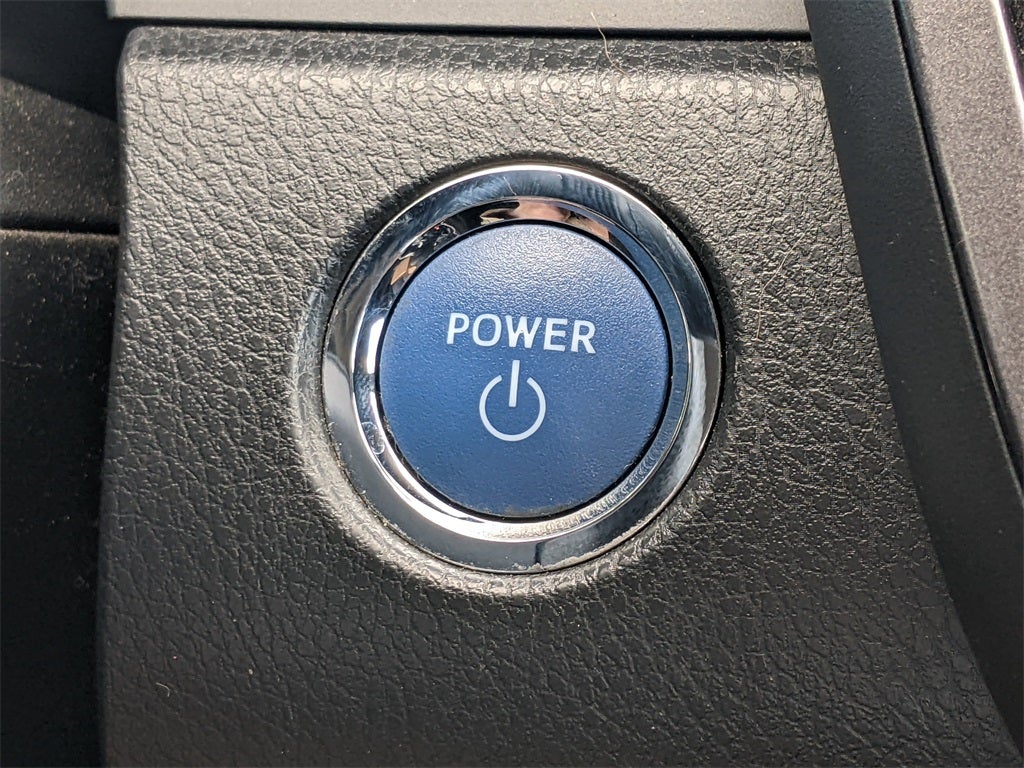 2021 Toyota Camry Hybrid LE