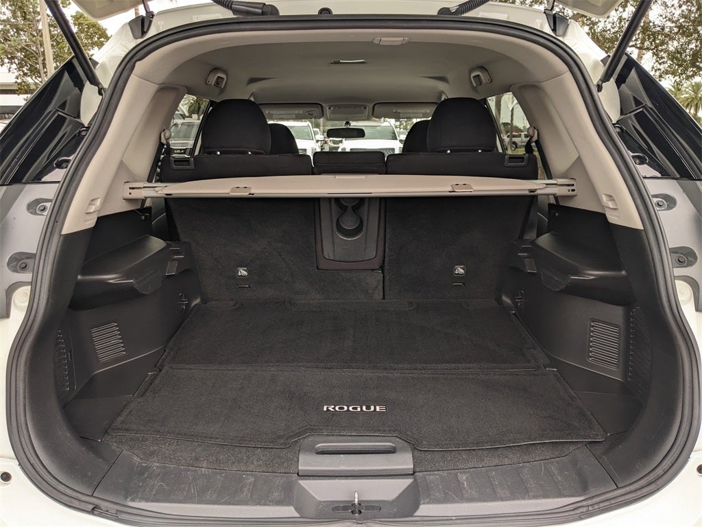 2015 Nissan Rogue SV