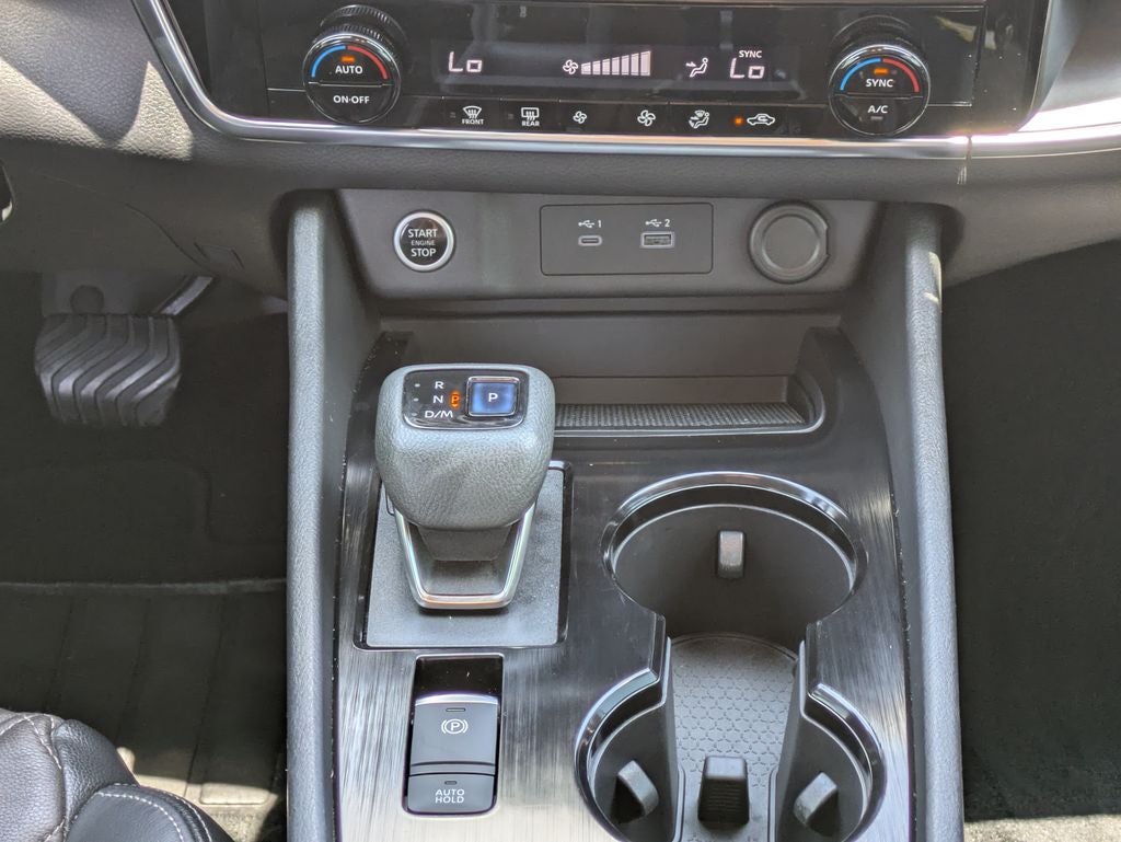 2022 Nissan Rogue SV