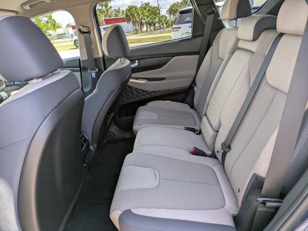 2023 Hyundai Santa Fe SE