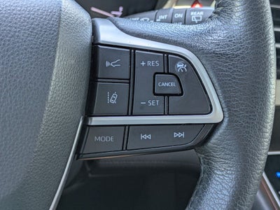 2022 Toyota Sienna XLE 8 Passenger