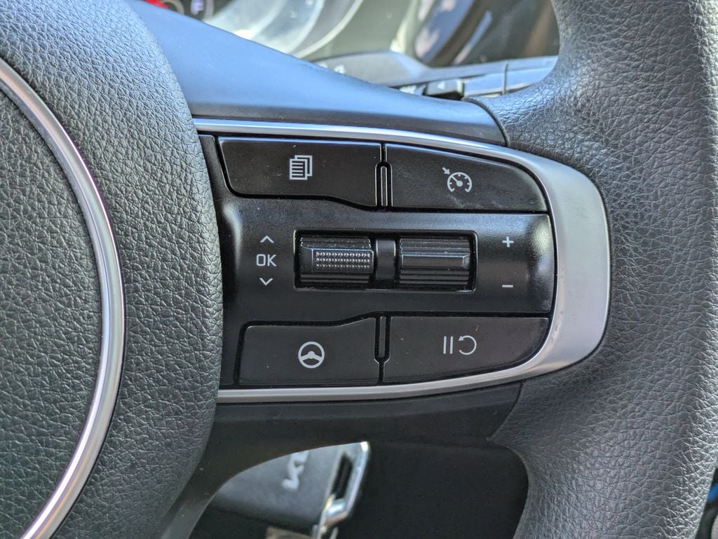 2022 Kia K5 LX