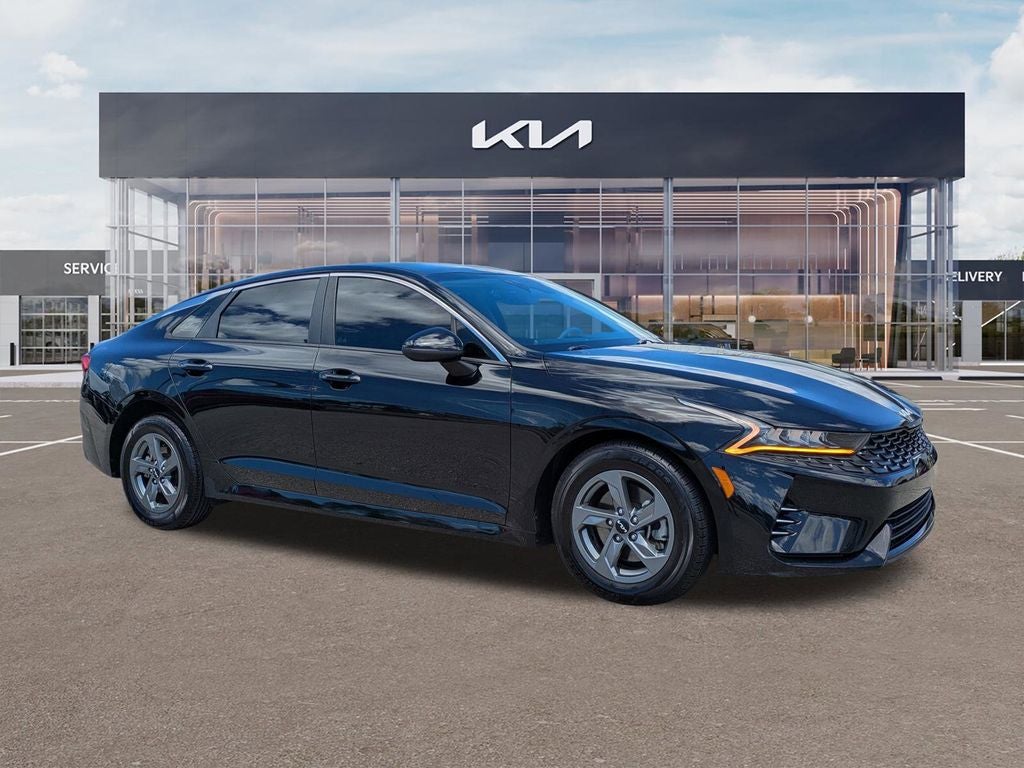 2022 Kia K5 LX