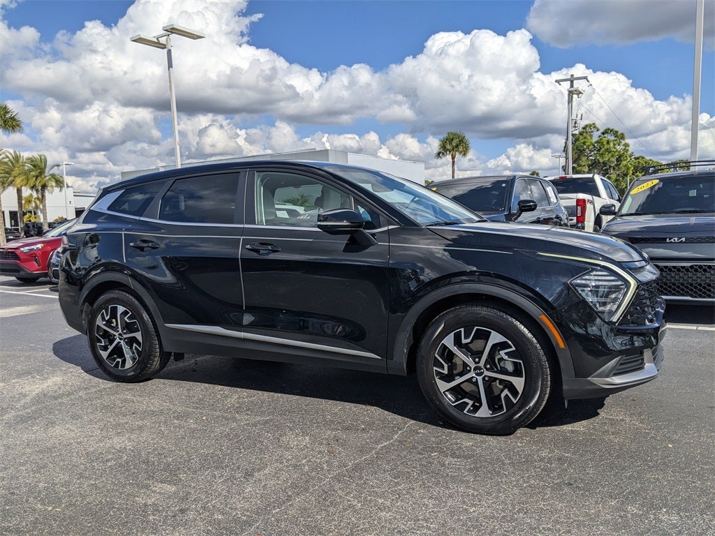 2024 Kia Sportage EX