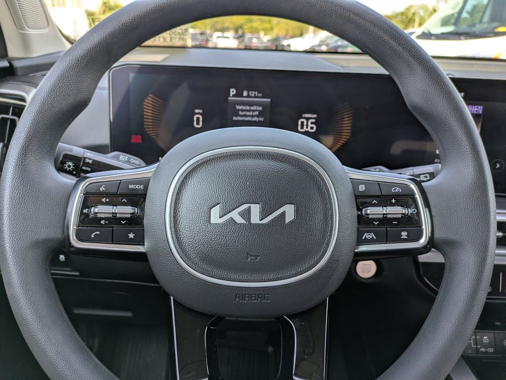 2025 Kia Sorento LX