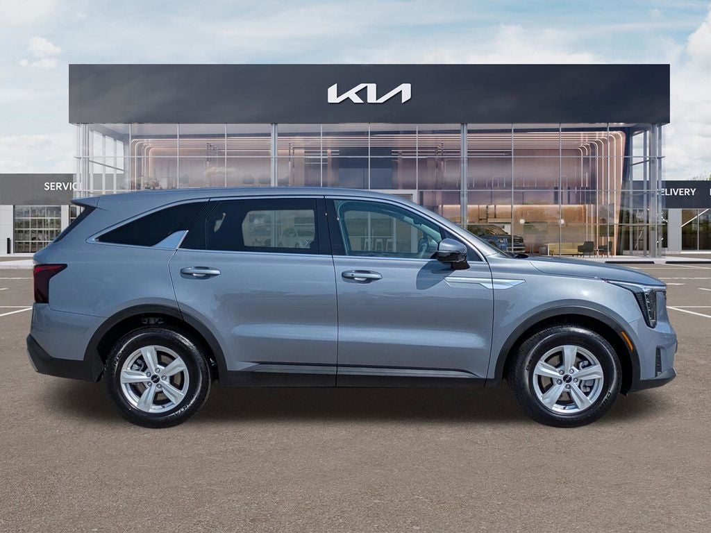 2025 Kia Sorento LX