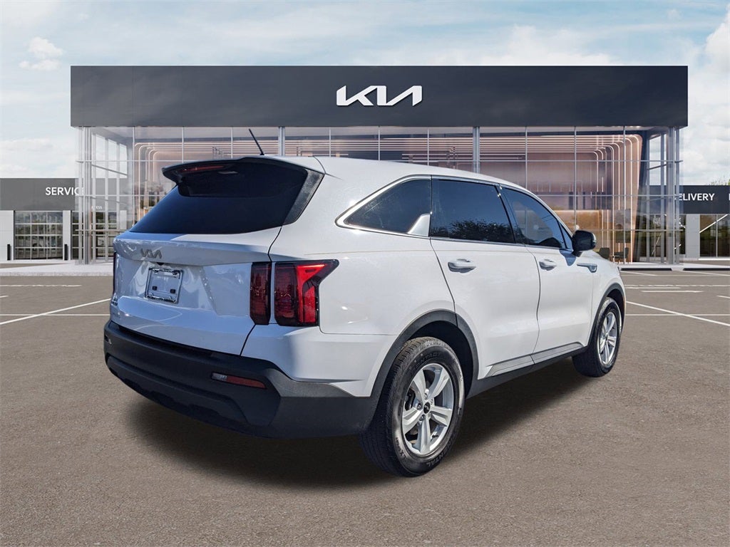 2023 Kia Sorento LX