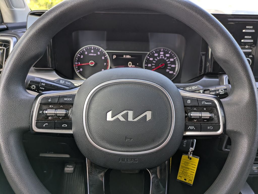 2023 Kia Sorento LX