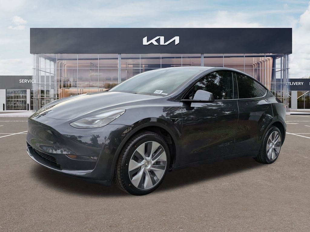 2024 Tesla Model Y Long Range