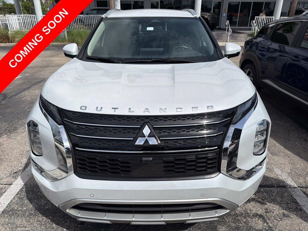 2023 Mitsubishi Outlander SEL