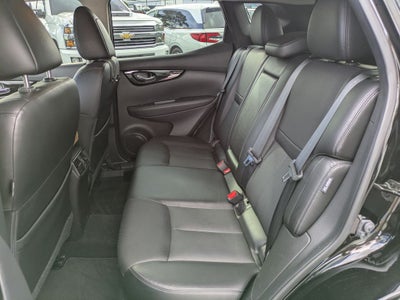 2022 Nissan Rogue Sport SL