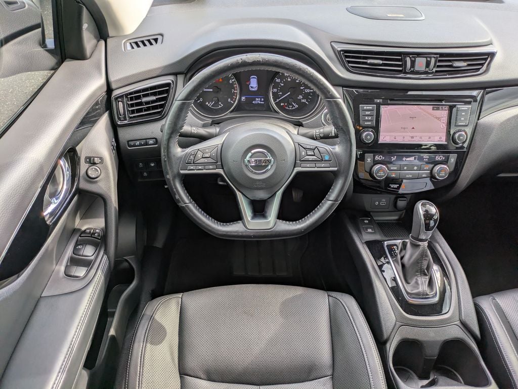 2022 Nissan Rogue Sport SL