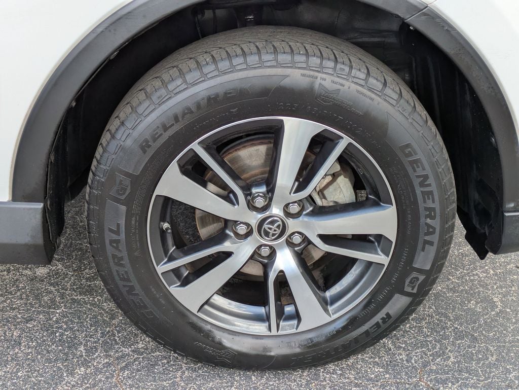 2018 Toyota RAV4 XLE