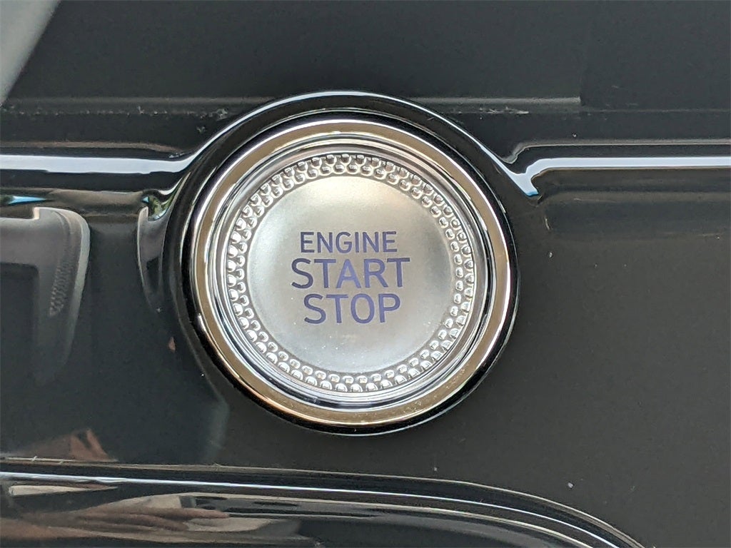 2025 Genesis G80 2.5T