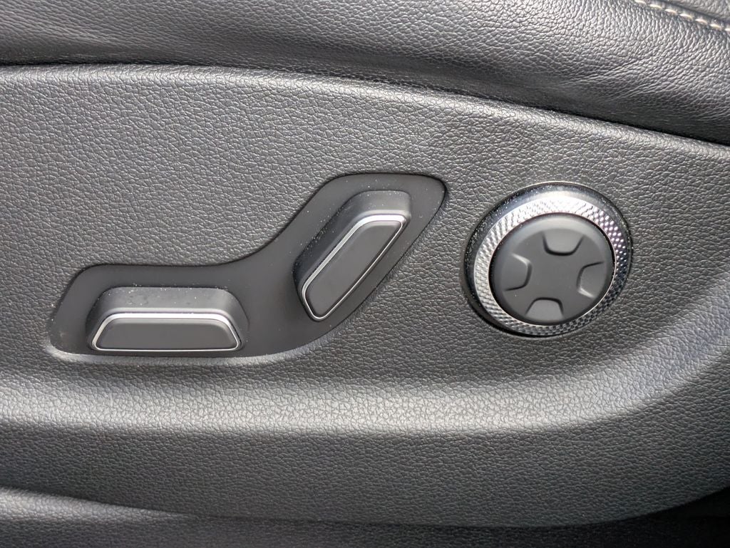 2023 Genesis GV80 2.5T