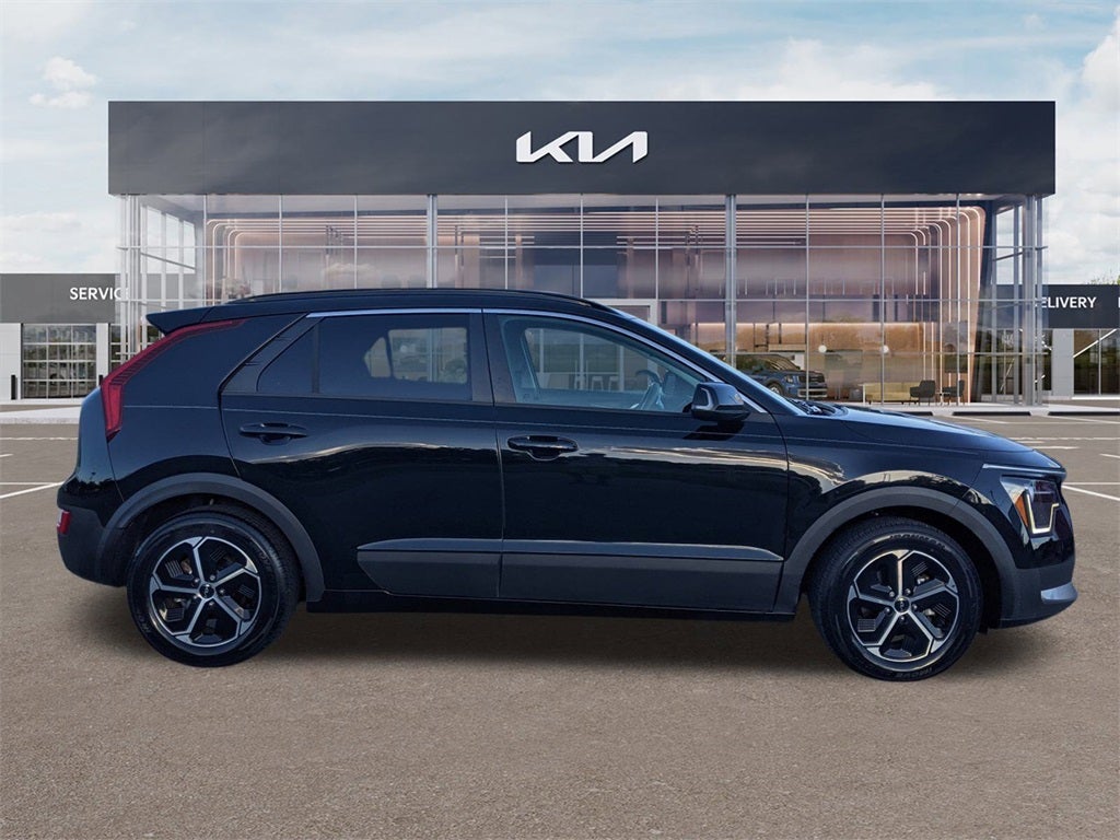 2023 Kia Niro EX