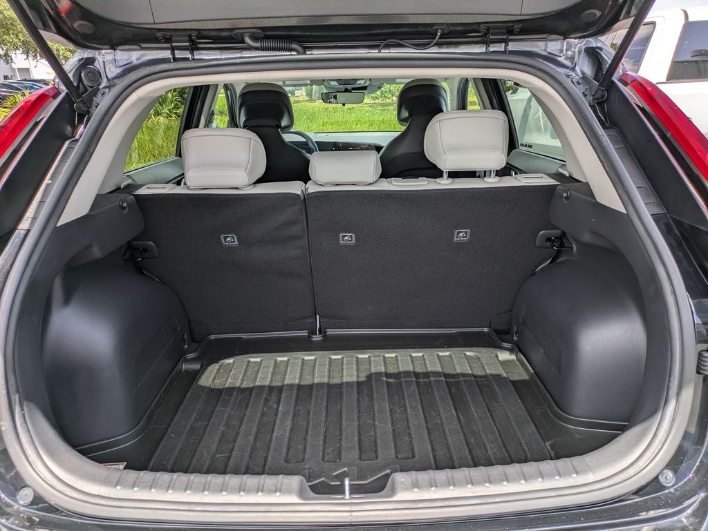 2023 Kia Niro EX