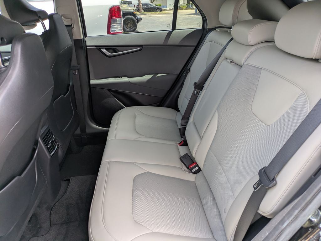 2023 Kia Niro EX
