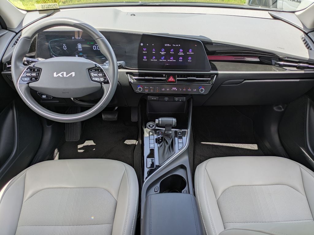 2023 Kia Niro EX