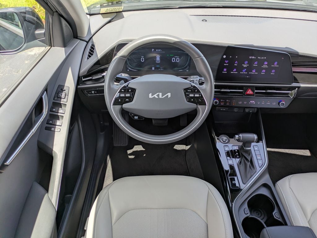 2023 Kia Niro EX