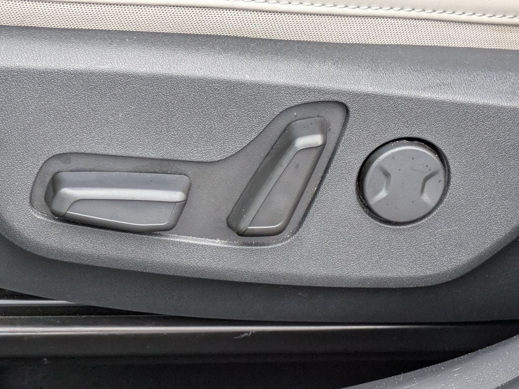 2023 Kia Niro EX Touring