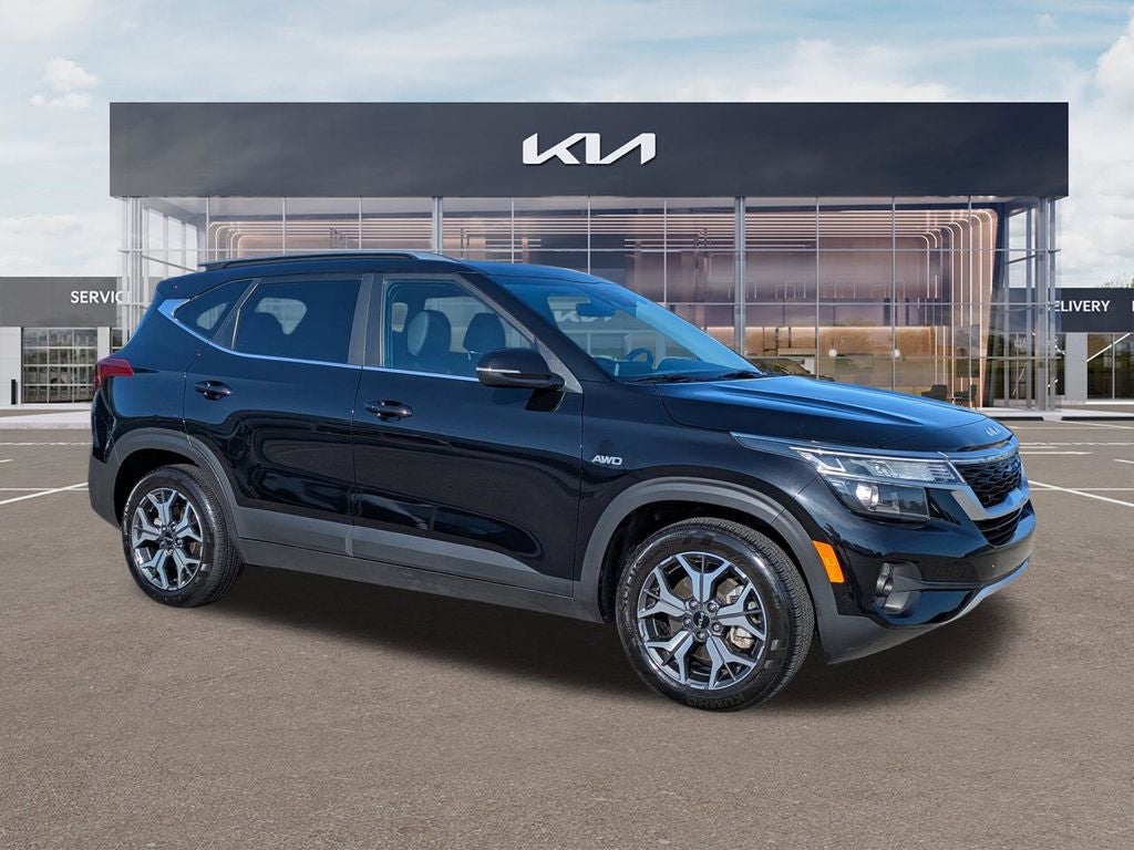 2023 Kia Seltos EX