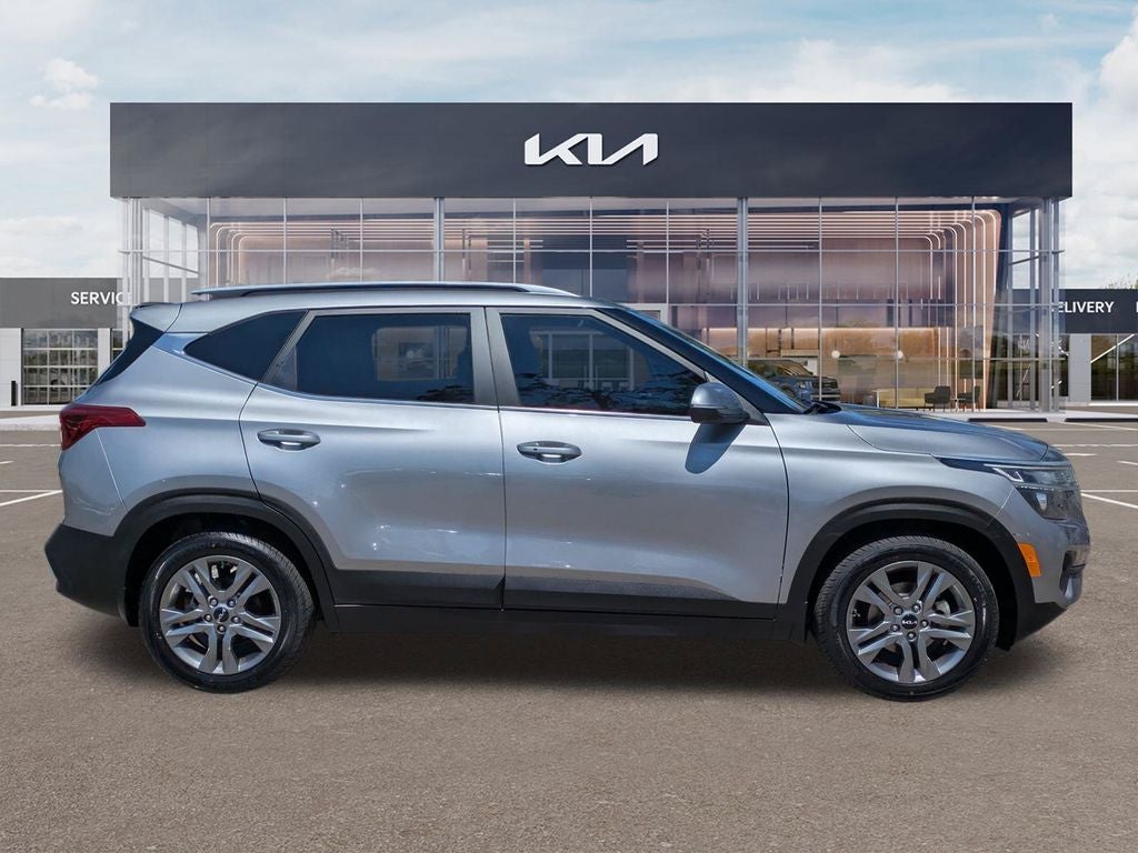 2022 Kia Seltos S
